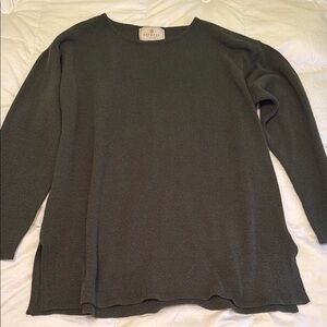 Express tricot Dark Green Sweater size Large